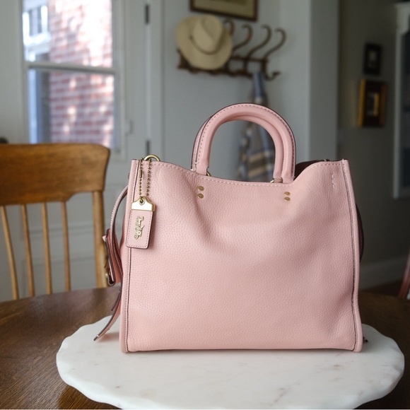 Coach Rogue 30 - Picture 3 of 16